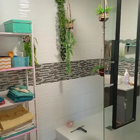 Prázdninový dům La Maison Multicolore Livron-sur-Drôme