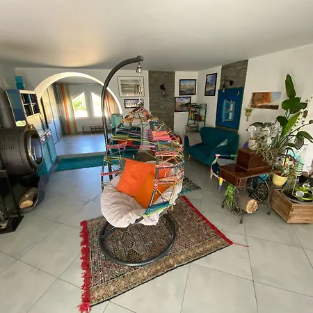 La Maison Multicolore *