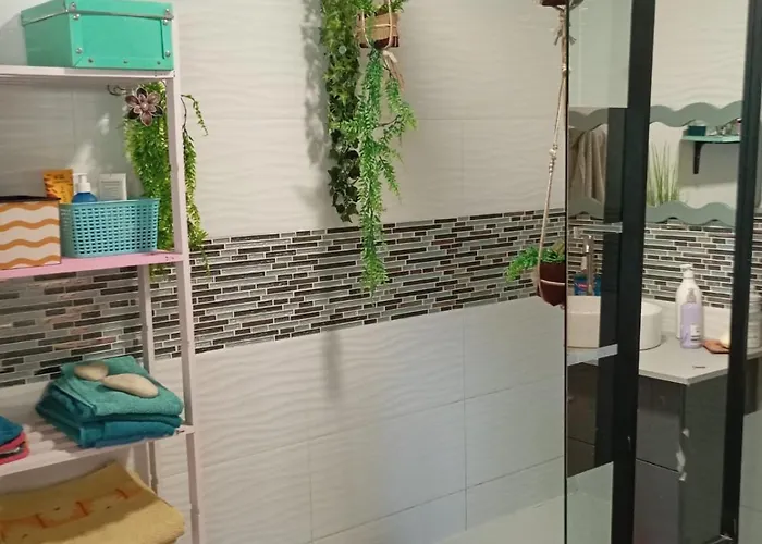 Semesterbostad La Maison Multicolore Livron-sur-Drôme