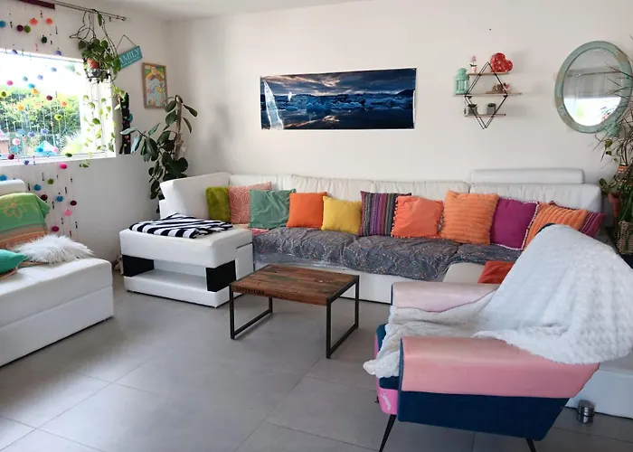 Semesterbostad La Maison Multicolore *
